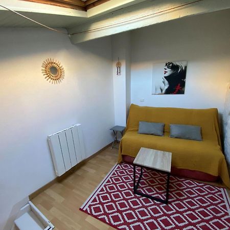 Maison De Village Atypique Saint-Genies-de-Fontedit Eksteriør bilde